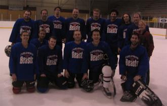Dunedin Beasts team photo. Easton Cup 2007.